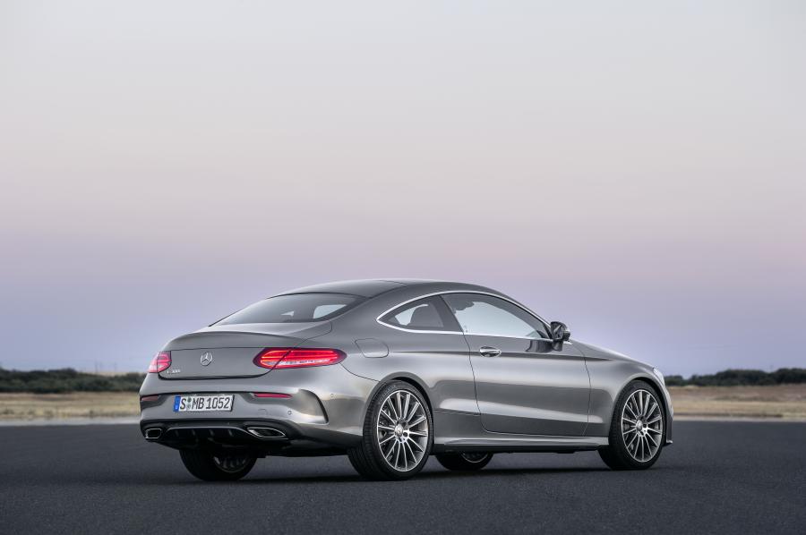  Mercedes-Benz C300 Coupe AMG Line 2015 года  (фото 9 из 28)